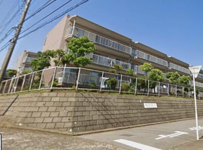 3LDK apartment in Funabashi, Chiba - Photo 1
