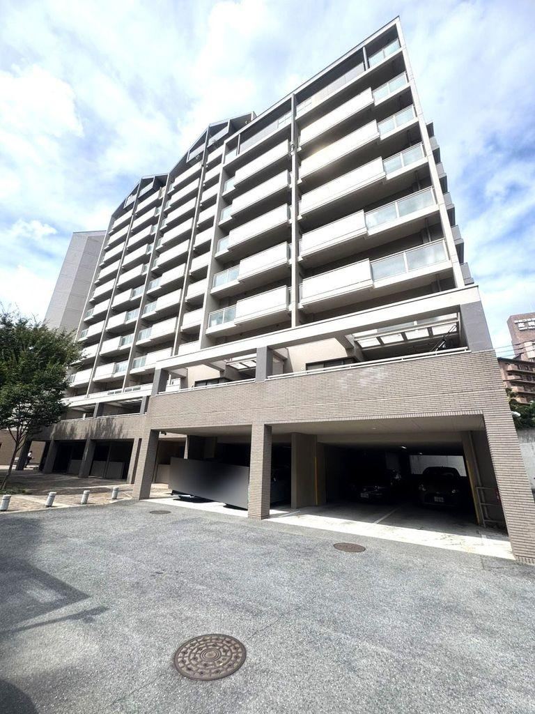 3LDK apartment in Takatsuki, Osaka - Photo 1