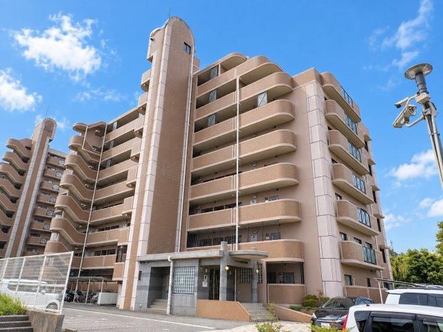 3LDK apartment in Kokuraminami Ward, Kitakyushu, Fukuoka - Photo 1