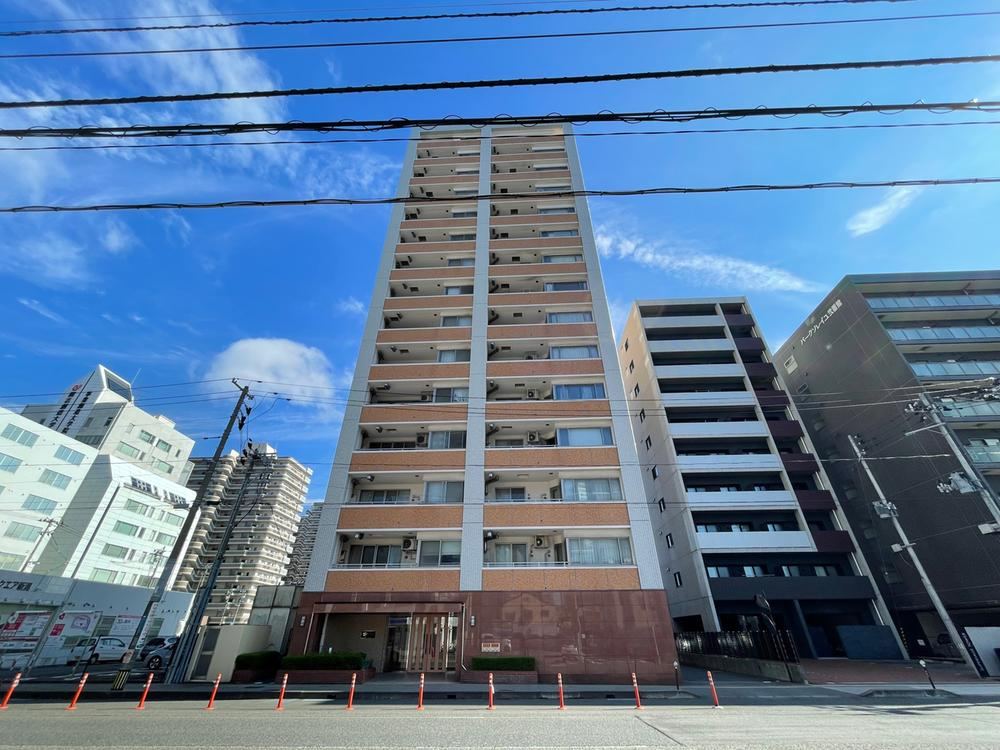 2LDK apartment in Chuo Ward, Niigata - Photo 1