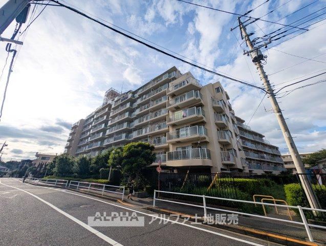3LDK apartment in Higashimurayama, Tokyo - Photo 1