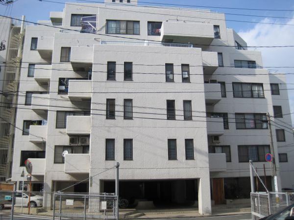 2LDK apartment in Minami Ward, Hiroshima - Photo 1