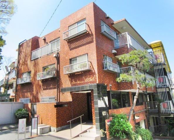 1LDK apartment in Minato Ward, Tokyo - Photo 1