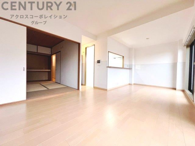 4LDK apartment in Nada Ward, Kobe, Hyogo - Photo 1