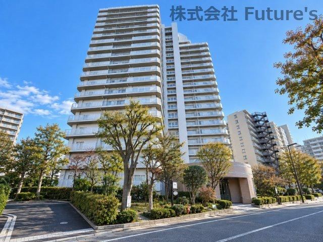 2LDK+2S apartment in Misato, Saitama - Photo 1