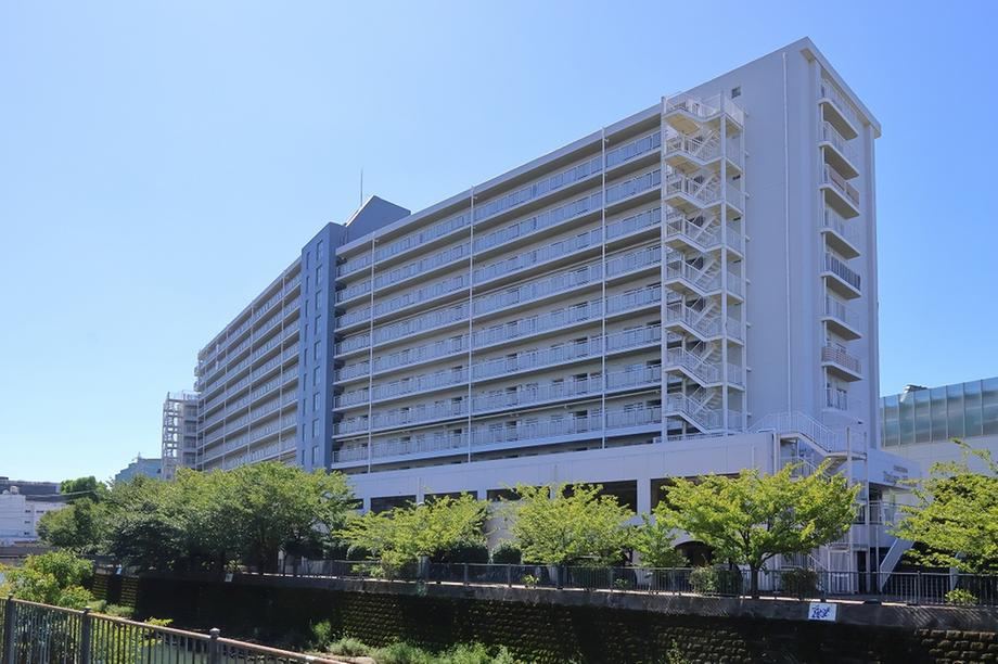 3LDK apartment in Hodogaya Ward, Yokohama, Kanagawa - Photo 1