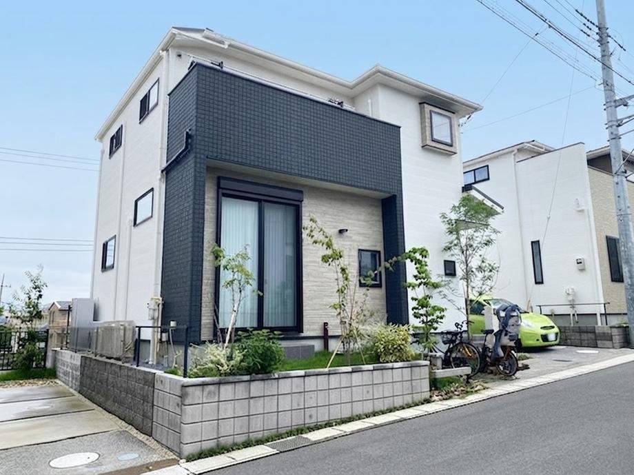 4LDK+S house in Matsudo, Chiba - Photo 1