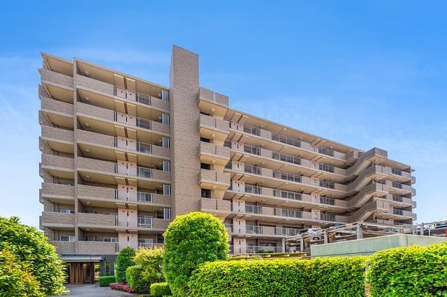 3LDK apartment in Tsurumi Ward, Yokohama, Kanagawa - Photo 1