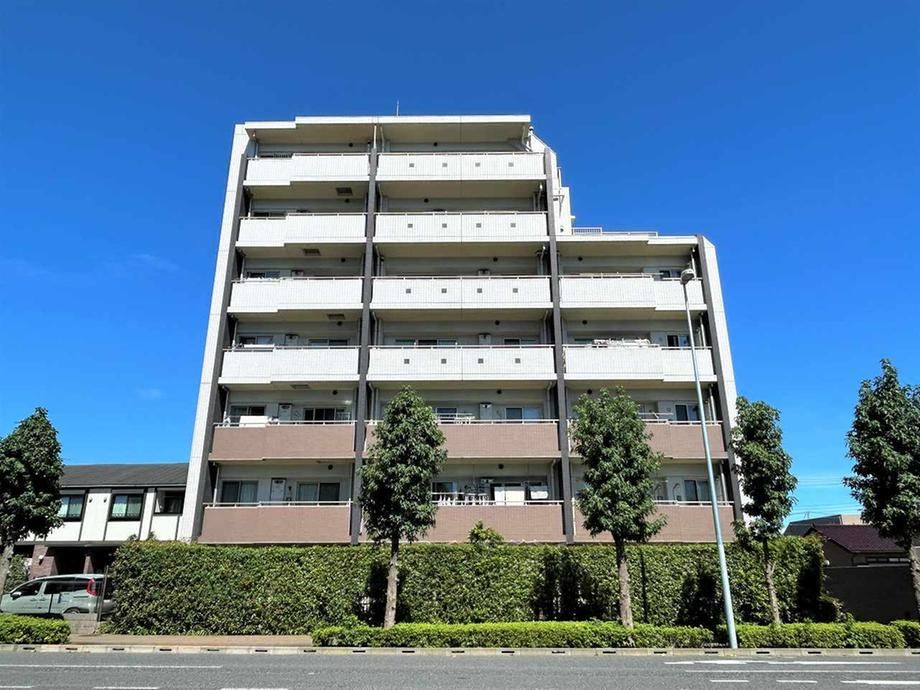 3LDK apartment in Inagi, Tokyo - Photo 1