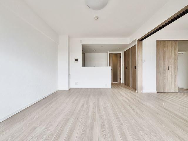 3LDK apartment in Koto Ward, Tokyo - Photo 1