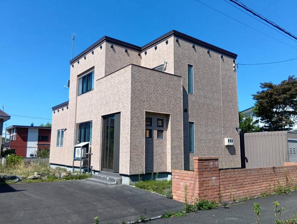 4LDK+S house in Kitahiroshima, Hokkaido - Photo 1