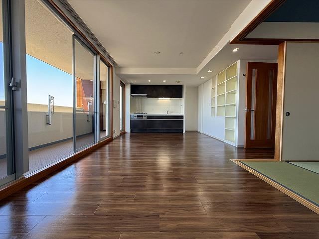 3LDK apartment in Daito, Osaka - Photo 1