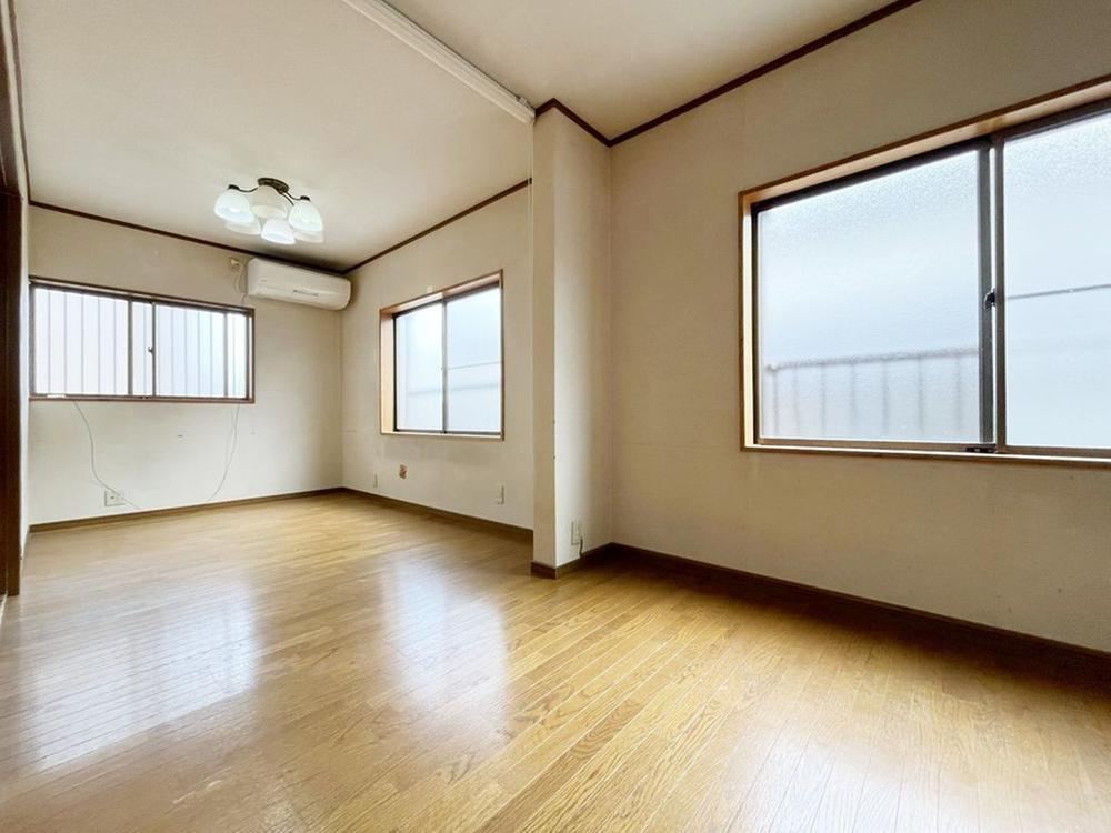 3LDK house in Nishinomiya, Hyogo - Photo 1