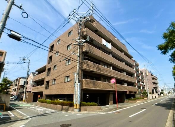 4LDK apartment in Minami Ward, Fukuoka - Photo 1