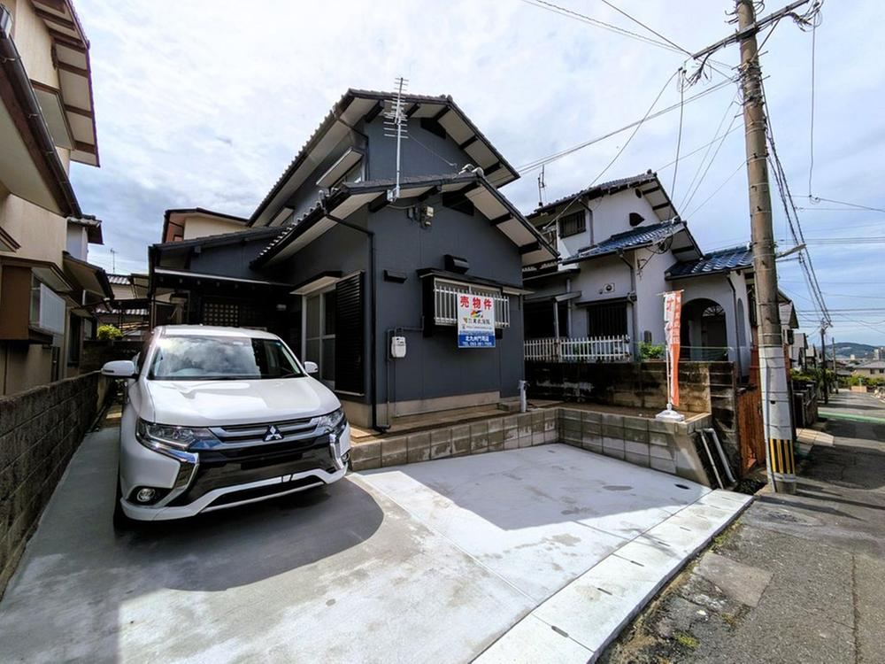 3LDK house in Moji Ward, Kitakyushu, Fukuoka - Photo 1