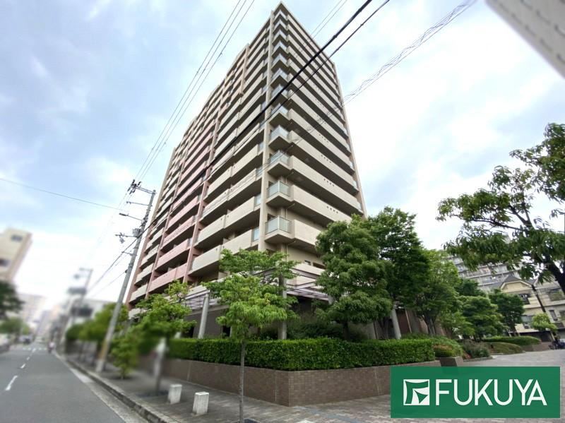 3LDK apartment in Suminoe Ward, Osaka - Photo 1