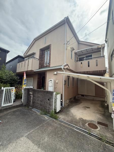 5LDK house in Habikino, Osaka - Photo 1