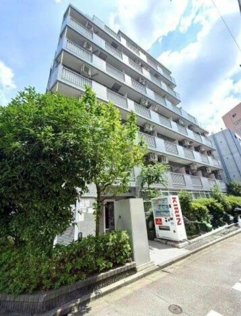 1K apartment in Shinjuku Ward, Tokyo - Photo 1