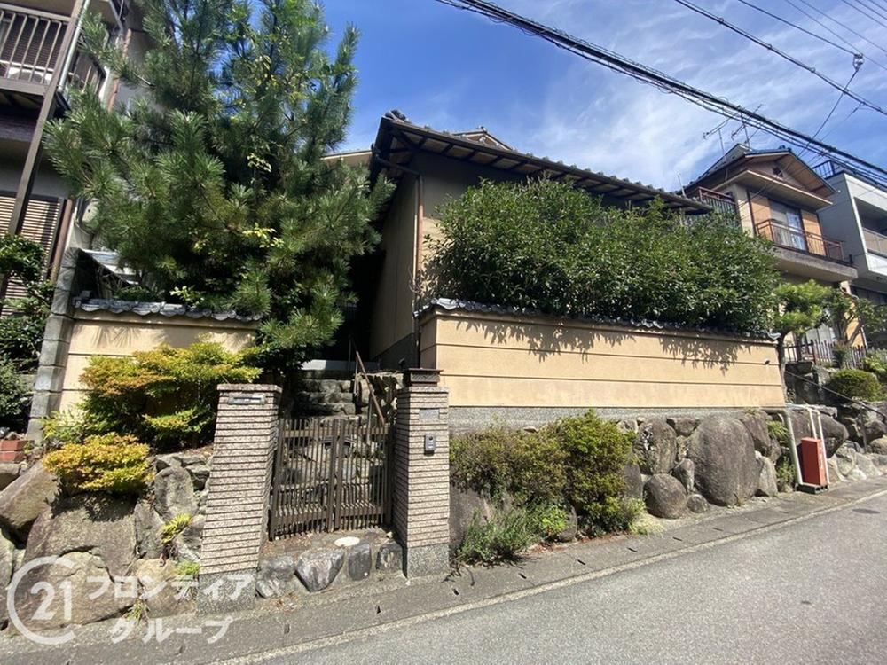 3LDK house in Yamashina Ward, Kyoto - Photo 1