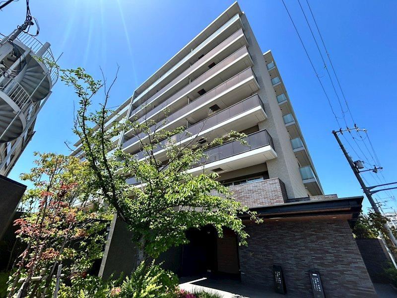 3LDK apartment in Amagasaki, Hyogo - Photo 1