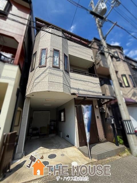 4LDK house in Shijonawate, Osaka - Photo 1
