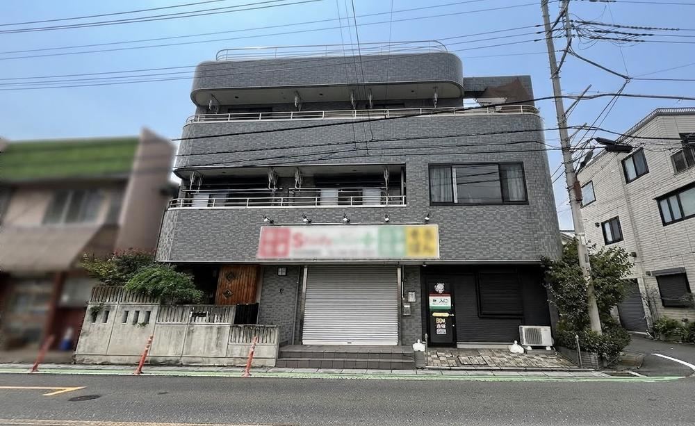 6LDK house in Soka, Saitama - Photo 1