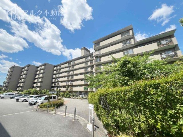 3LDK apartment in Nishinomiya, Hyogo - Photo 1