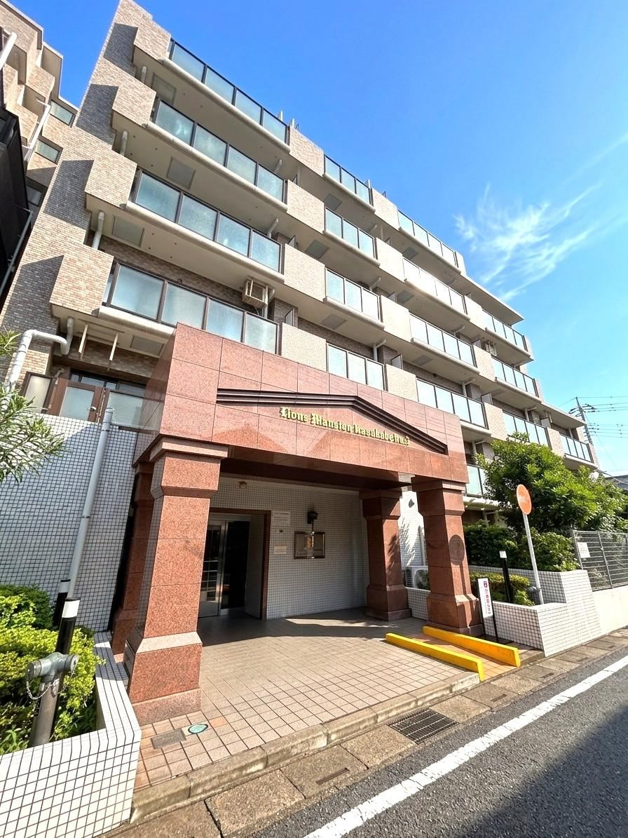 3LDK apartment in Kasukabe, Saitama - Photo 1