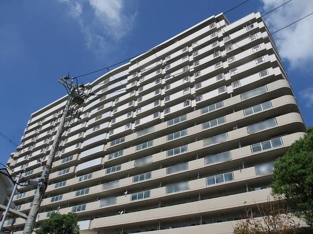 3LDK apartment in Akashi, Hyogo - Photo 1