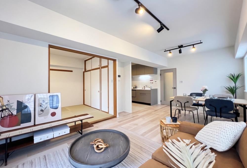 4LDK apartment in Nishi Ward, Yokohama, Kanagawa - Photo 1