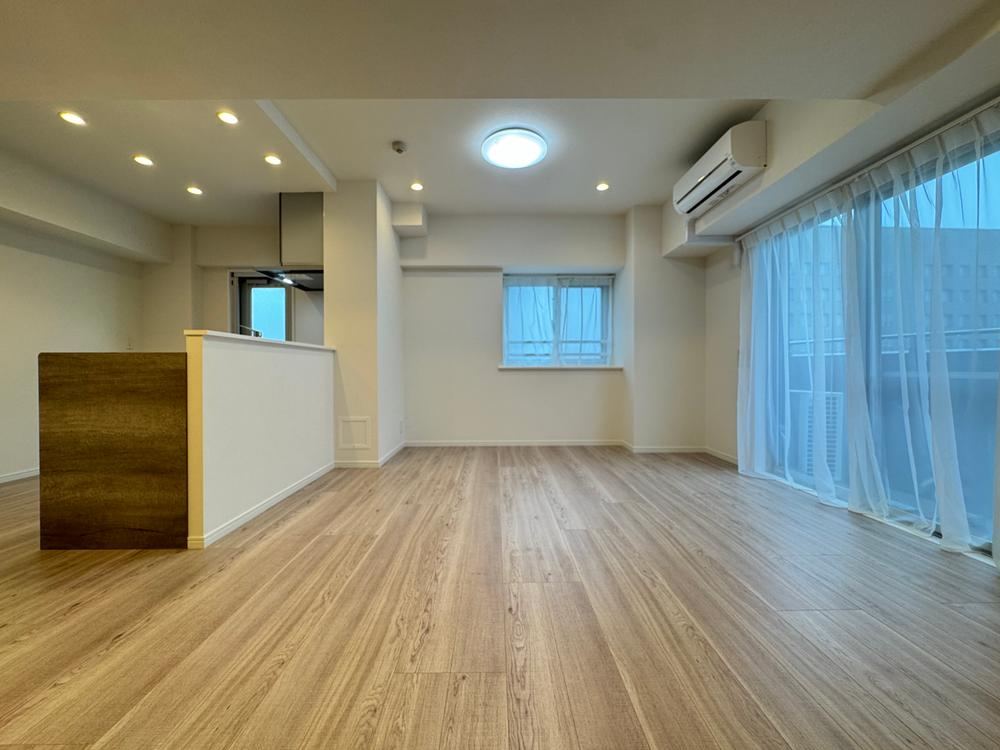 3LDK apartment in Koto Ward, Tokyo - Photo 1