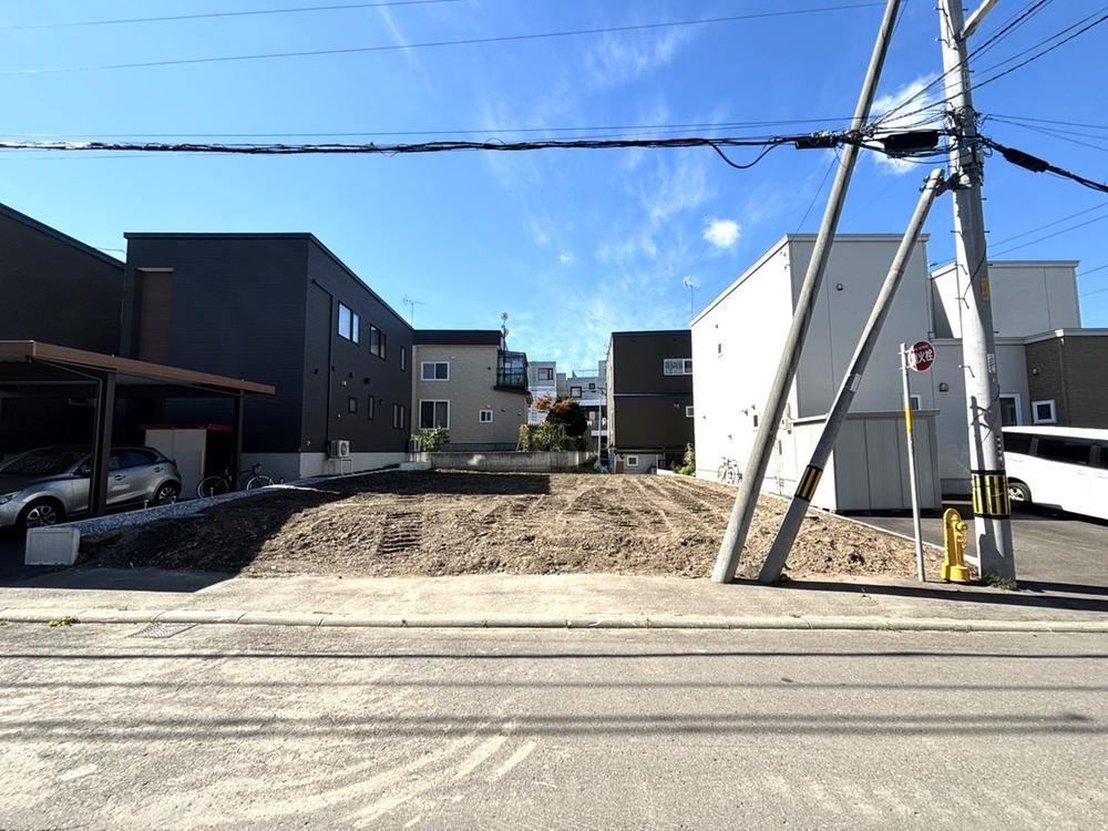 220 m² land in Shiroishi Ward, Sapporo, Hokkaido - Photo 1