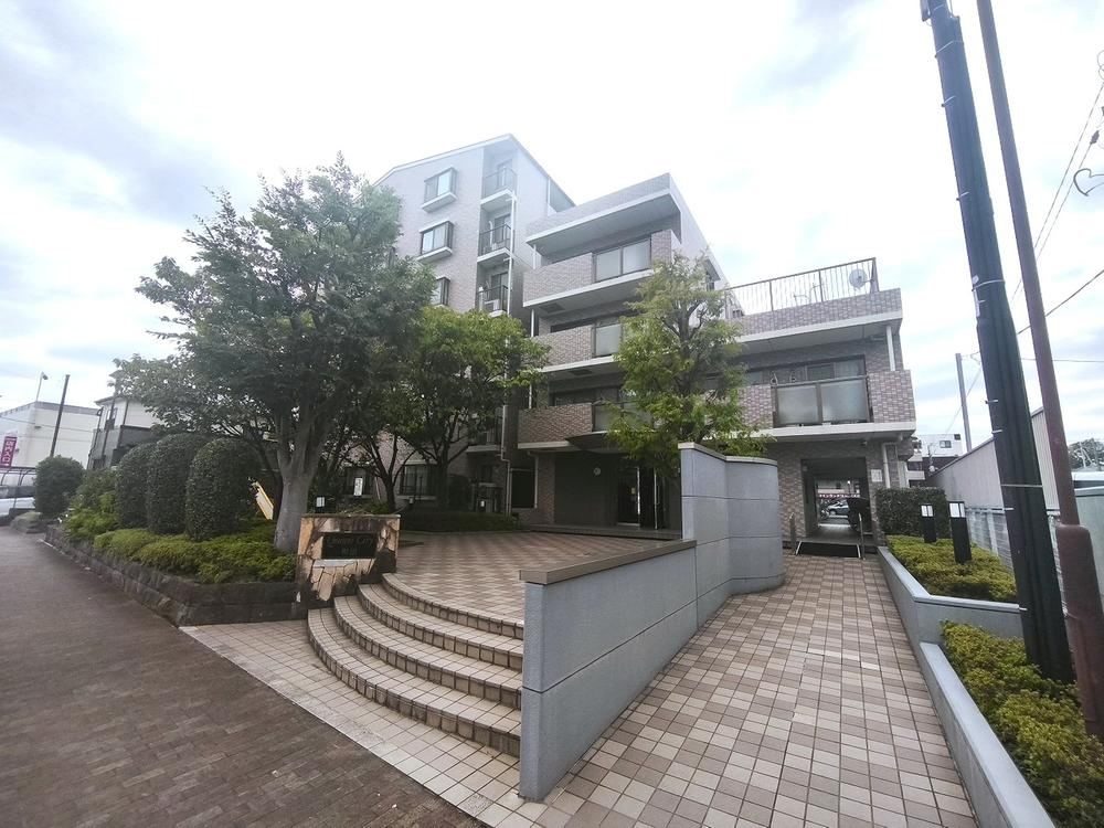 3LDK apartment in Minami Ward, Sagamihara, Kanagawa - Photo 1