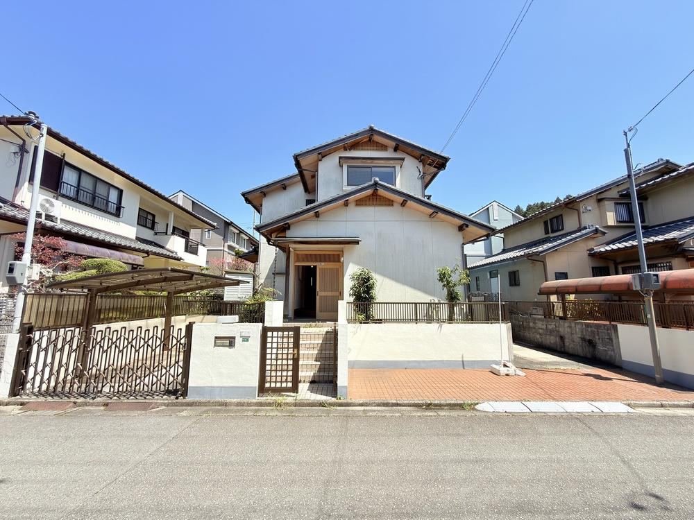 4LDK house in Toyono, Toyono District, Osaka - Photo 1