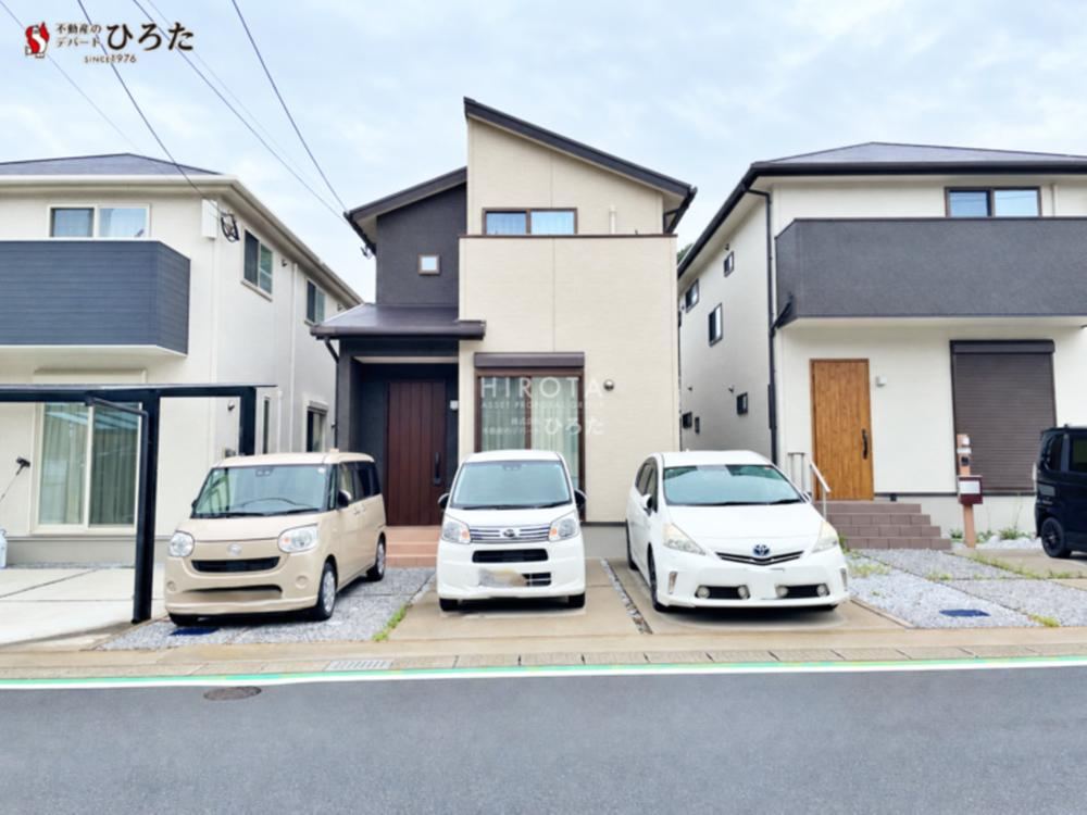 4LDK house in Yahatahigashi Ward, Kitakyushu, Fukuoka - Photo 1