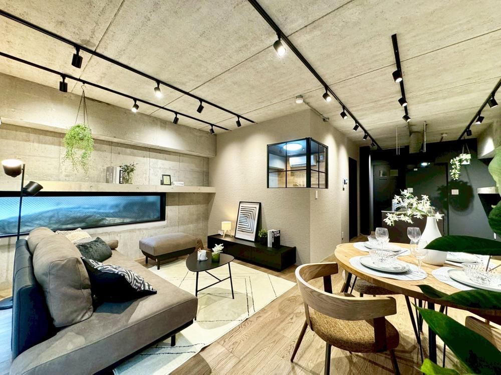 2LDK apartment in Shibuya Ward, Tokyo - Photo 1