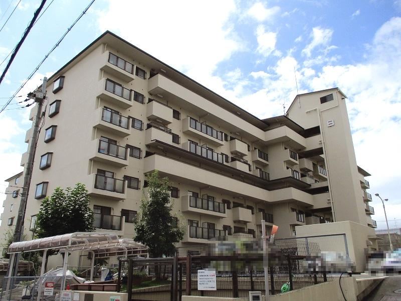 3LDK apartment in Uji, Kyoto - Photo 1