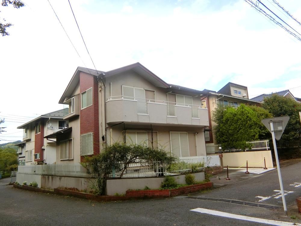 5LDK+S house in Hidaka, Saitama - Photo 1