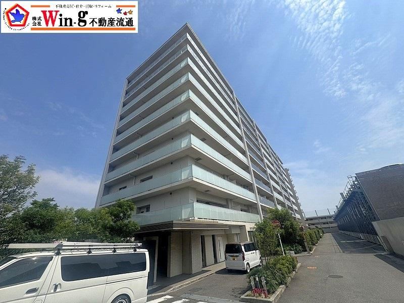 4LDK apartment in Tarumi Ward, Kobe, Hyogo - Photo 1
