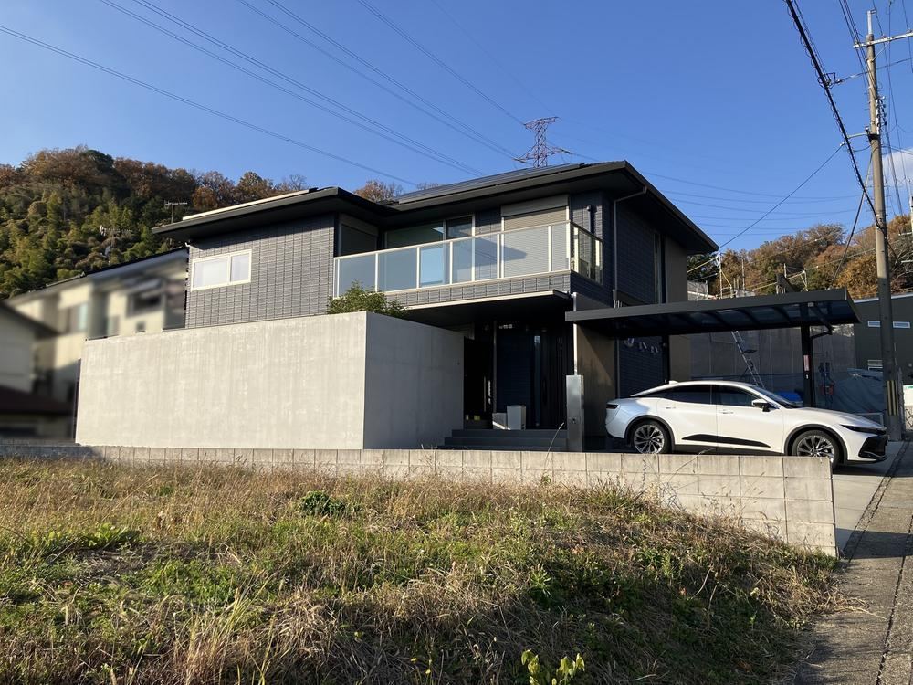 4LDK house in Sango, Ikoma District, Nara - Photo 1