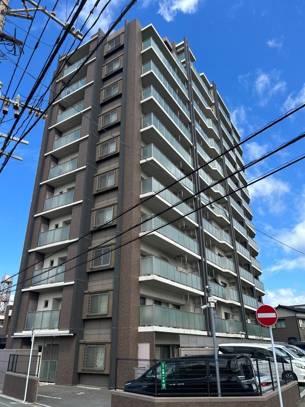 2LDK apartment in Kokurakita Ward, Kitakyushu, Fukuoka - Photo 1