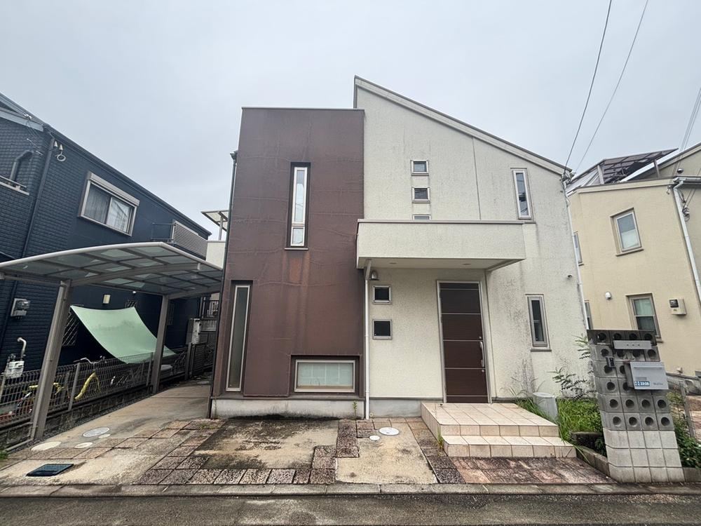 4LDK+S house in Shijonawate, Osaka - Photo 1