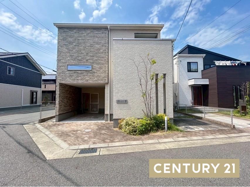 3LDK+2S house in Kakogawa, Hyogo - Photo 1