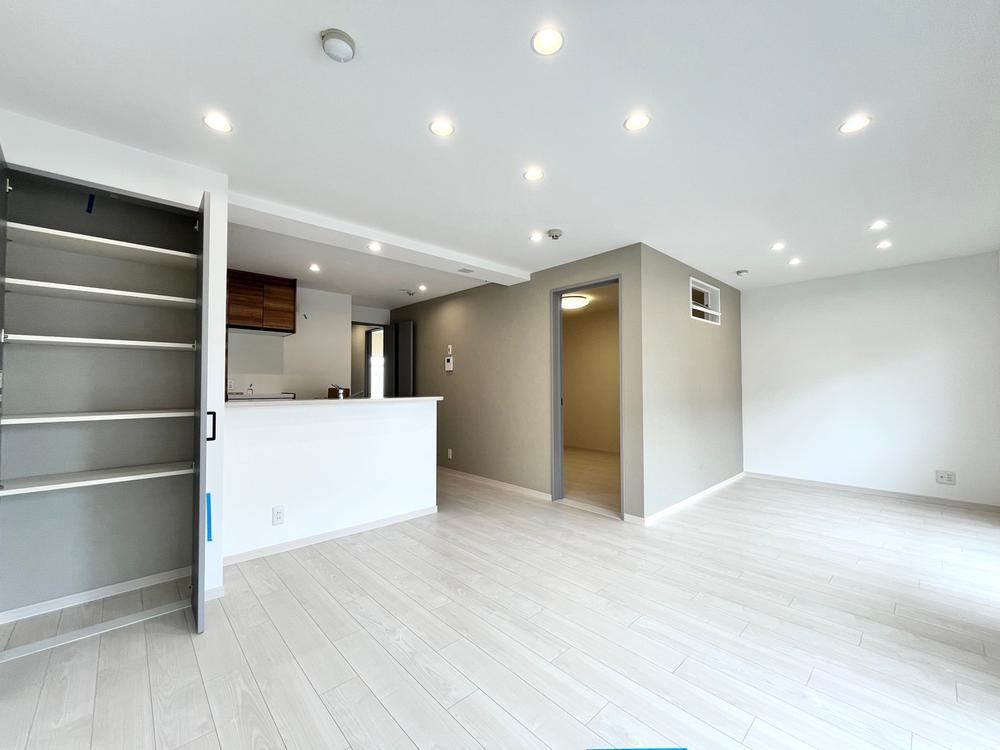 2LDK apartment in Ibaraki, Osaka - Photo 1