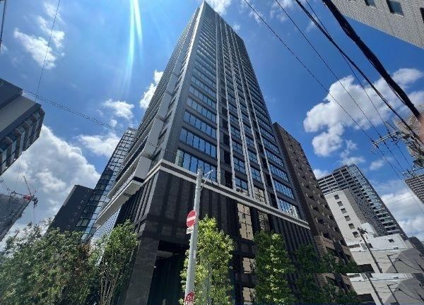 3LDK apartment in Chuo Ward, Osaka - Photo 1