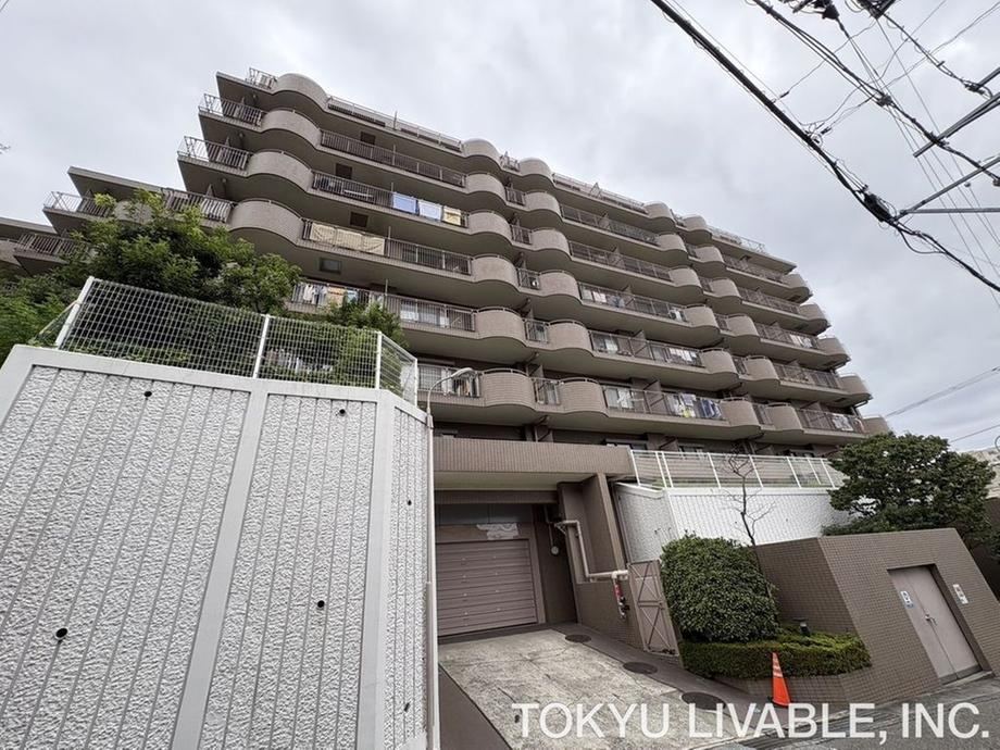 3LDK apartment in Asao Ward, Kawasaki, Kanagawa - Photo 1