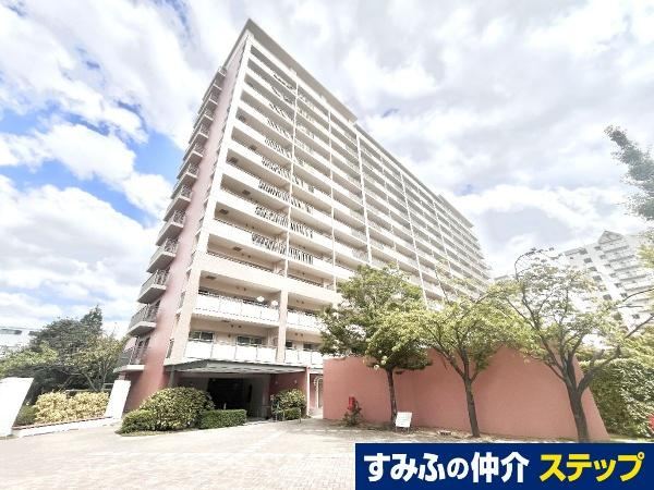 3LDK apartment in Nishinomiya, Hyogo - Photo 1