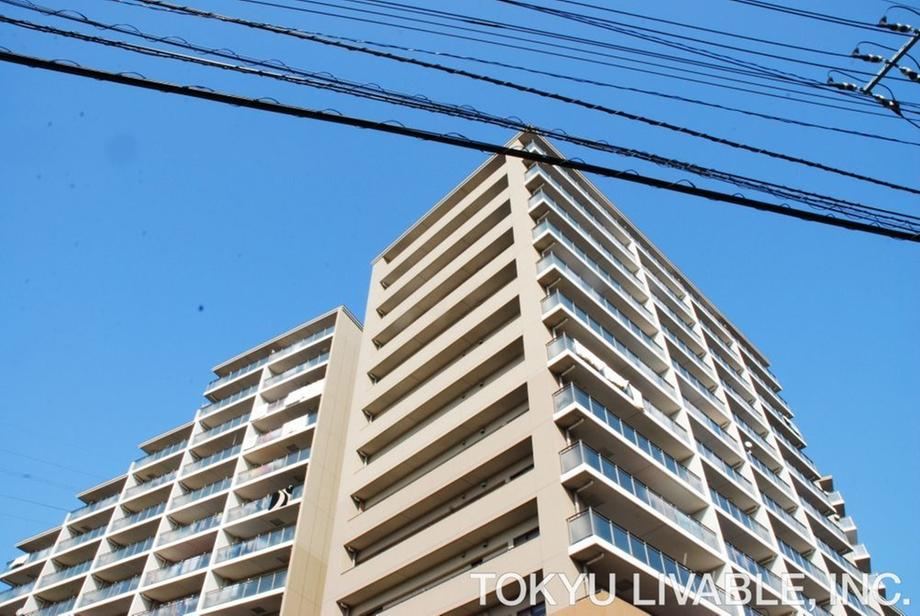4LDK apartment in Tsurumi Ward, Yokohama, Kanagawa - Photo 1