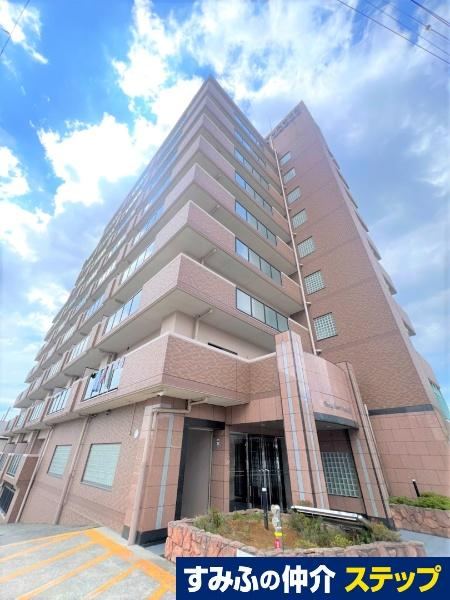 3LDK apartment in Akashi, Hyogo - Photo 1