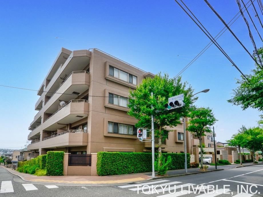 3LDK apartment in Aoba Ward, Yokohama, Kanagawa - Photo 1